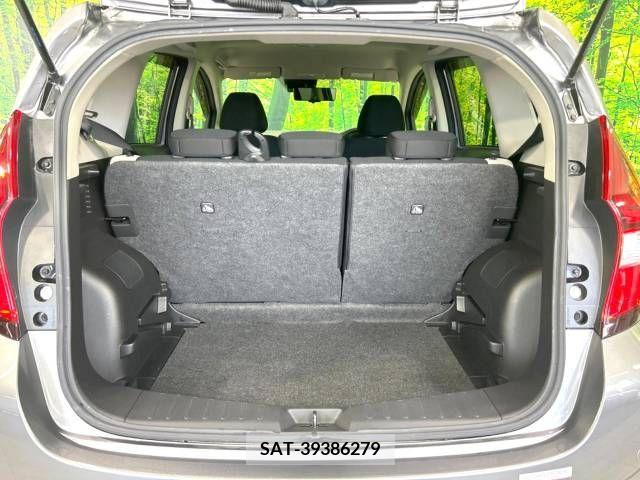 Nissan NOTE 2018-10 305444-10