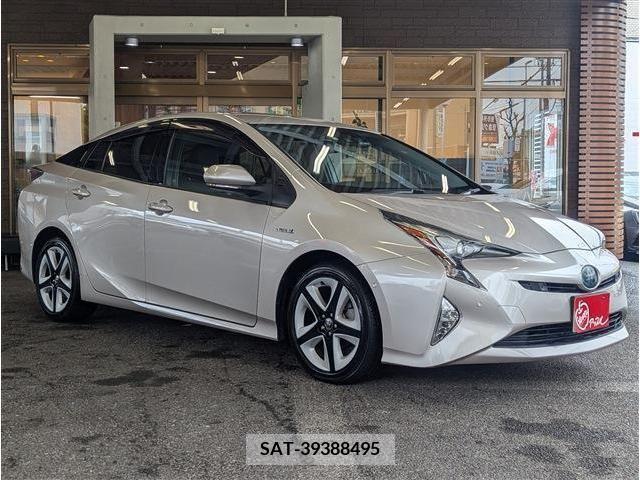 Toyota PRIUS 2016-04 378241-1