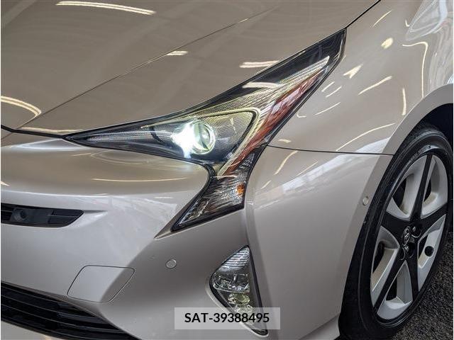 Toyota PRIUS 2016-04 378241-14