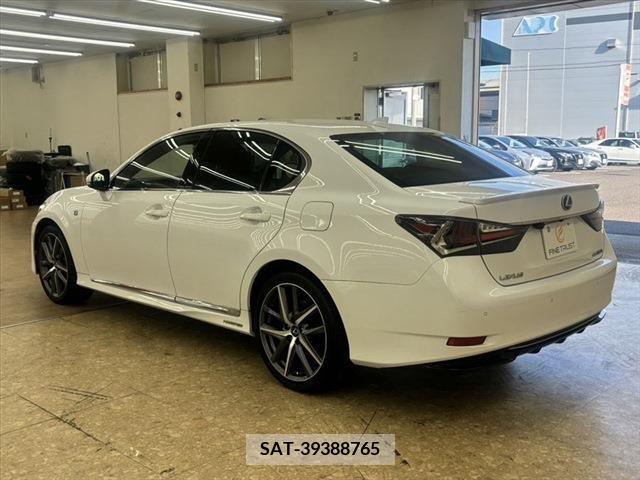 Lexus GS 2016-08 300151-17