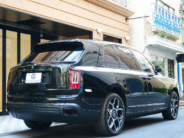 ROLLS-ROYCE CULLINAN 2021-09 181243-2