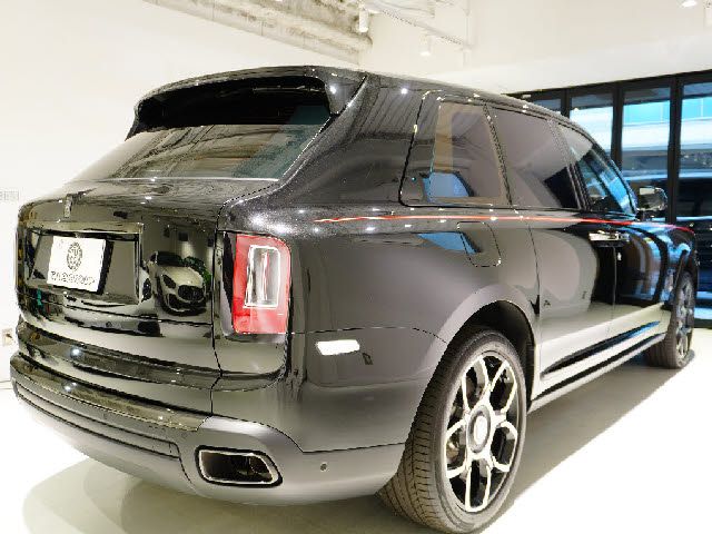 ROLLS-ROYCE CULLINAN 2021-09 181243-16