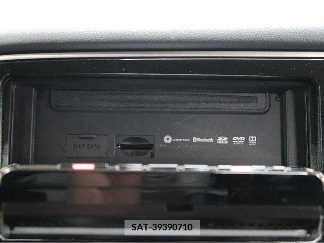 Mitsubishi OUTLANDER PHEV 2019-03 215642-7