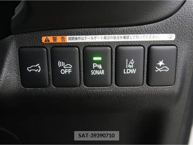 Mitsubishi OUTLANDER PHEV 2019-03 215642-10