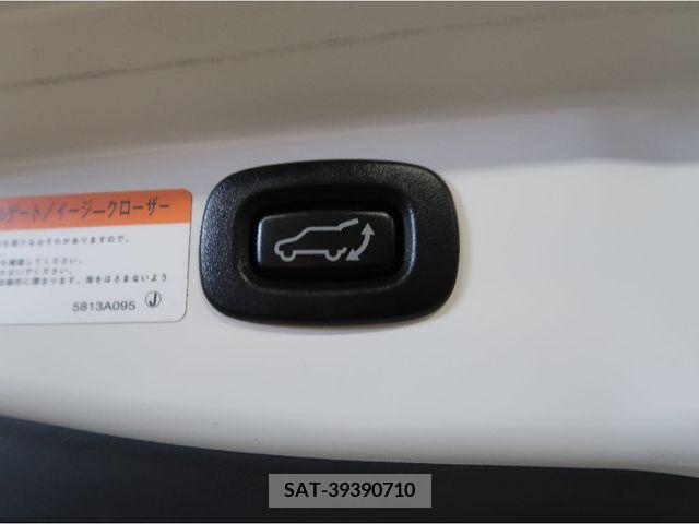Mitsubishi OUTLANDER PHEV 2019-03 215642-12
