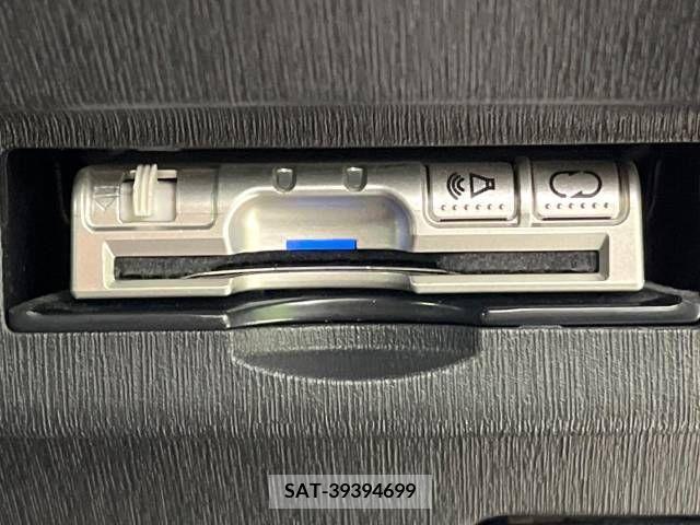 Toyota PRIUS 2014-09 218232-4