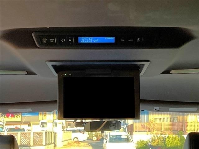 Toyota ALPHARD 2016-09 184528-5