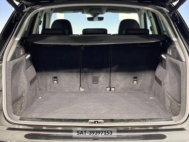 Audi Q5 2018-08 332084-18