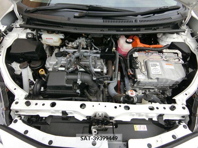 Toyota AQUA 2019-04 291732-3