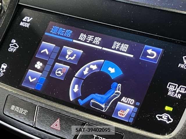 Toyota CROWN SEDAN 2016-05 330928-5