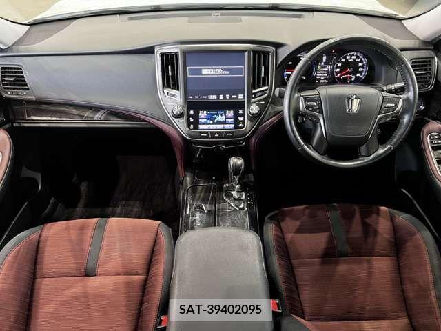 Toyota CROWN SEDAN 2016-05 330928-16