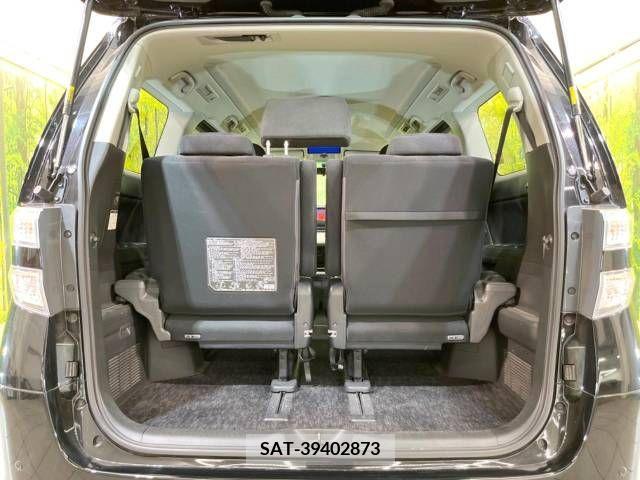 Toyota VELLFIRE 2012-03 369819-11