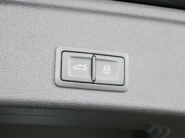 Audi S4 2017-09 18694-9