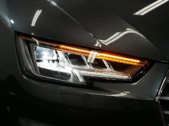 Audi S4 2017-09 18694-4