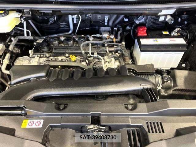 Toyota NOAH 2023-04 208123-18