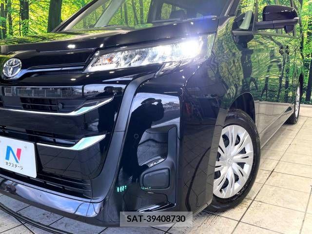 Toyota NOAH 2023-04 208123-12