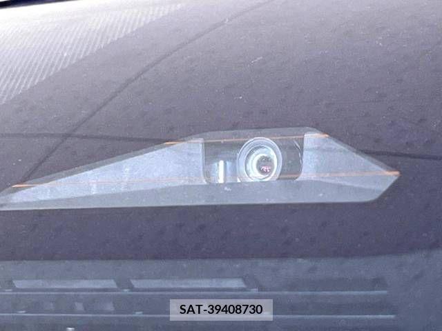 Toyota NOAH 2023-04 208123-4