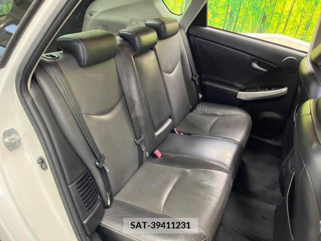 Toyota PRIUS 2013-07 380744-9