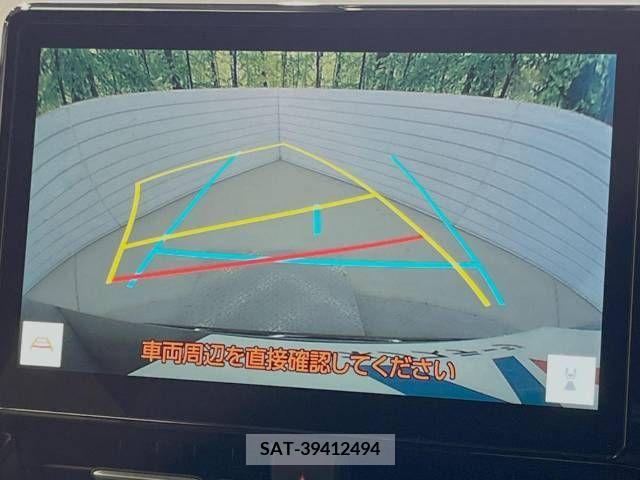 Toyota VOXY 2023-10 289294-3