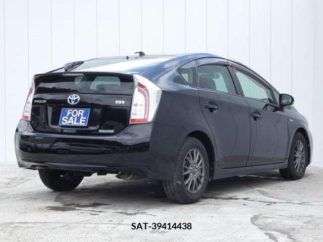 Toyota PRIUS 2012-02 328056-5