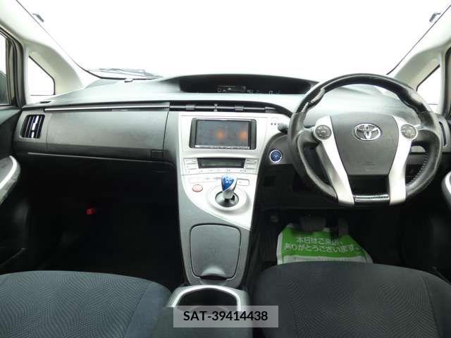 Toyota PRIUS 2012-02 328056-2