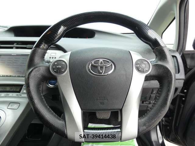 Toyota PRIUS 2012-02 328056-10