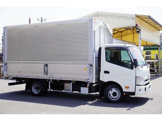 Hino DUTRO 2022-10 3107-5