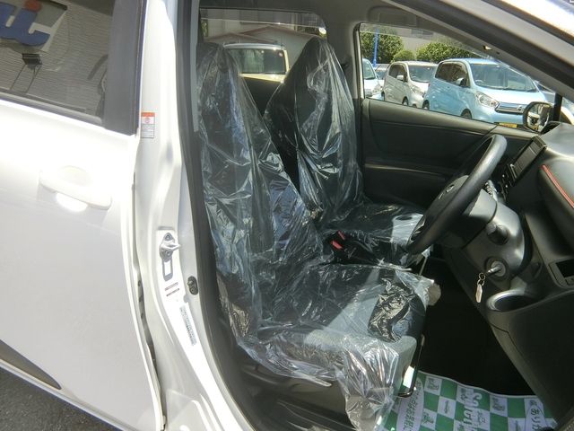 Toyota SIENTA 2017-06 5233-7