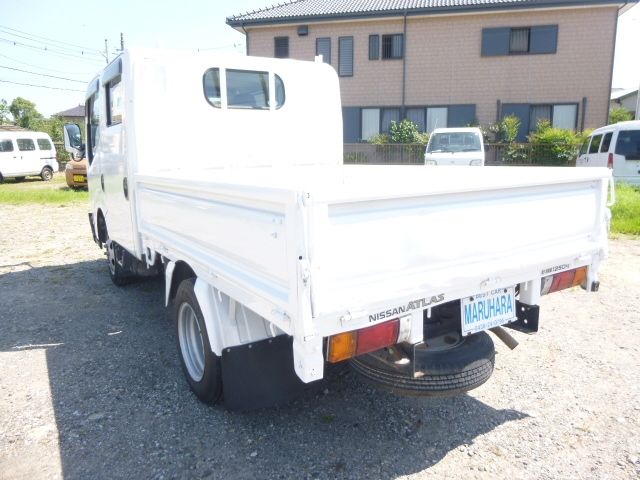 Nissan ATLAS 2009-10 7713-3