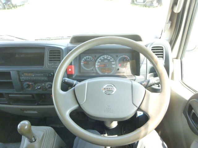 Nissan ATLAS 2009-10 7713-10