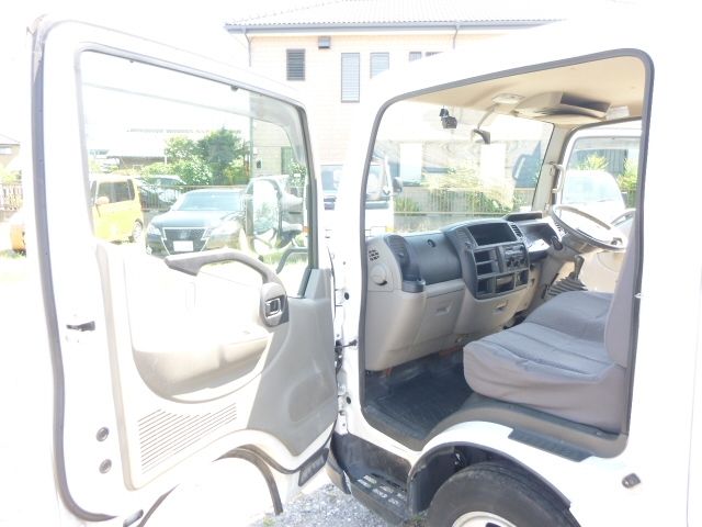 Nissan ATLAS 2009-10 7713-13