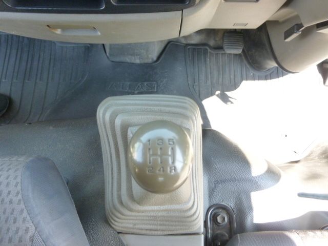 Nissan ATLAS 2009-10 7713-14
