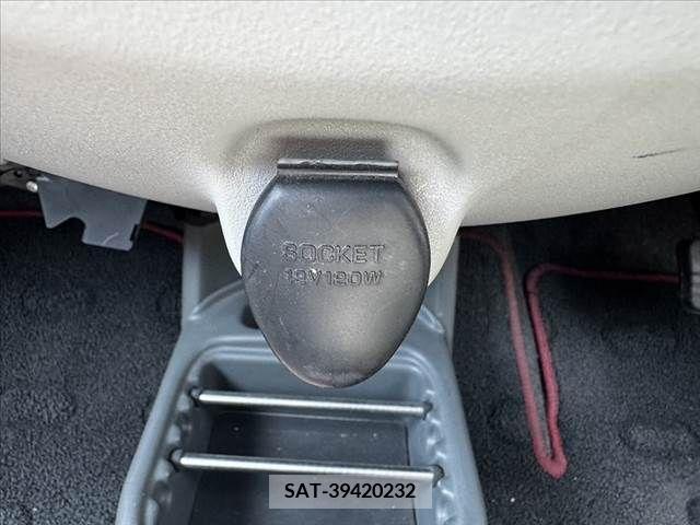 Mitsubishi I 2006-02 387634-24