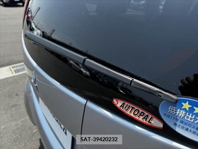 Mitsubishi I 2006-02 387634-27