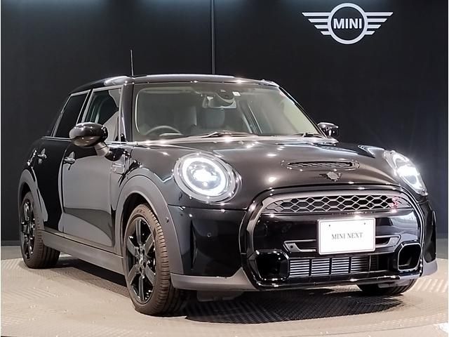 Bmw MINI 2022-01 23974-5