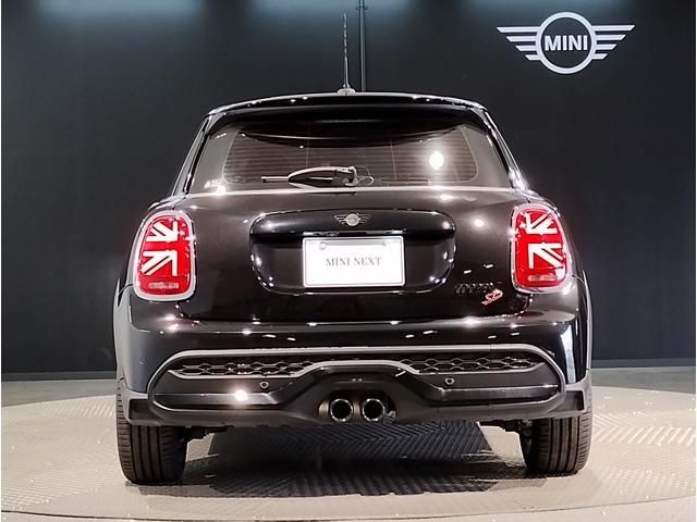 Bmw MINI 2022-01 23974-4