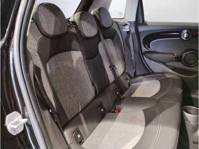 Bmw MINI 2022-01 23974-11