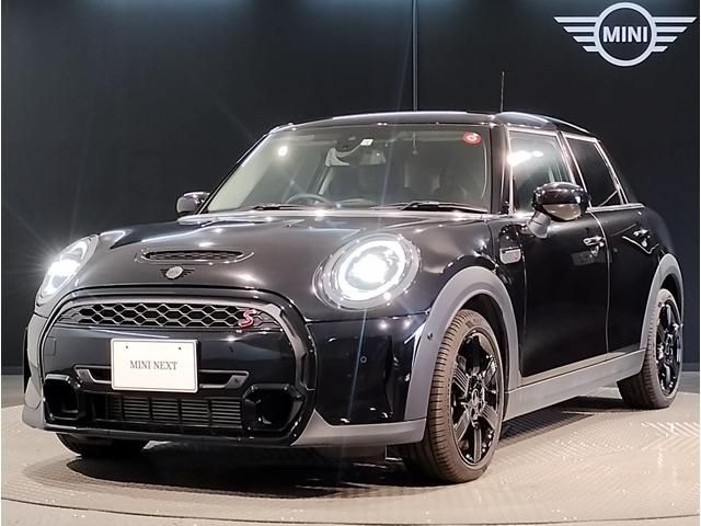 Bmw MINI 2022-01 23974-0