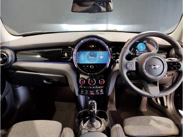 Bmw MINI 2022-01 23974-1