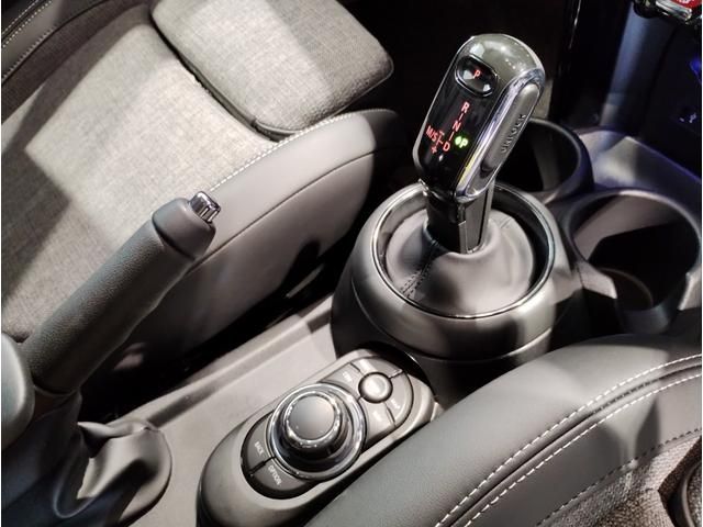 Bmw MINI 2022-01 23974-22