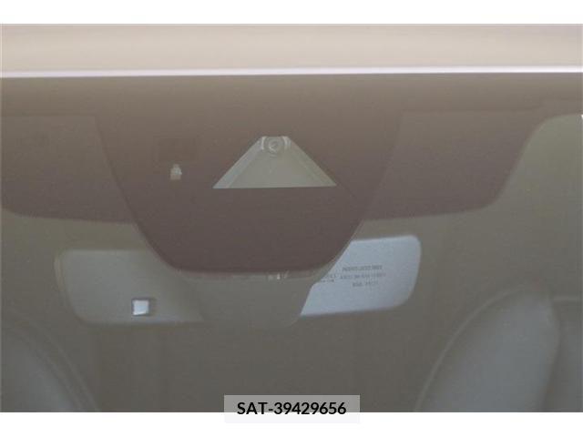 Mazda MAZDA3 2022-10 301069-4
