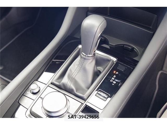 Mazda MAZDA3 2022-10 301069-13