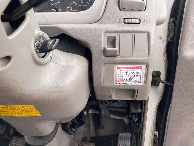 Toyota TOYOACE 2005-03 184023-11