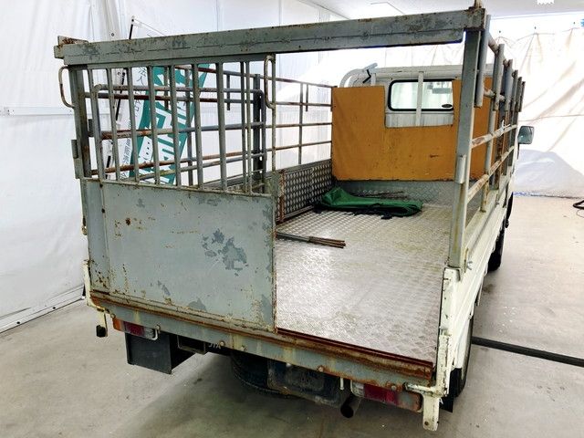 Toyota TOYOACE 2005-03 184023-7