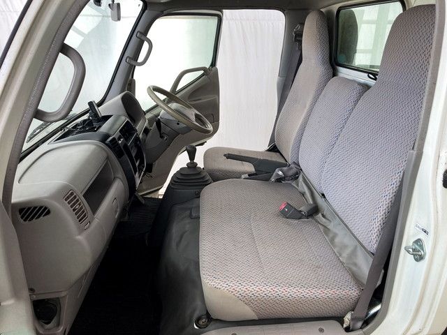 Toyota TOYOACE 2005-03 184023-9
