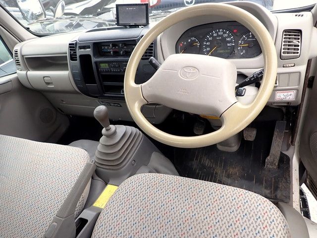 Toyota TOYOACE 2005-03 184023-1