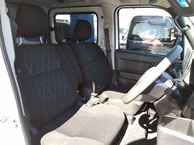 Daihatsu ATRAI 2022-08 23492-21