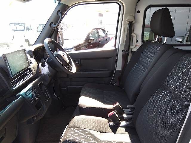 Daihatsu ATRAI 2022-08 23492-25