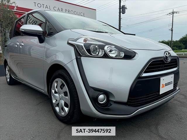 Toyota SIENTA 2017-06 338016-7