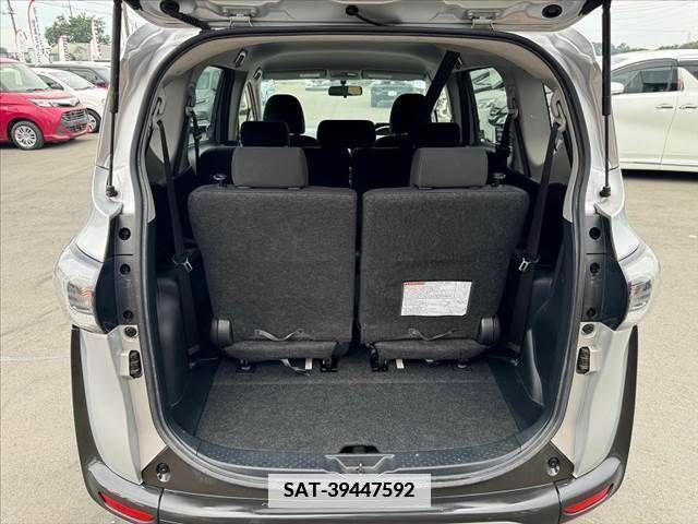 Toyota SIENTA 2017-06 338016-18